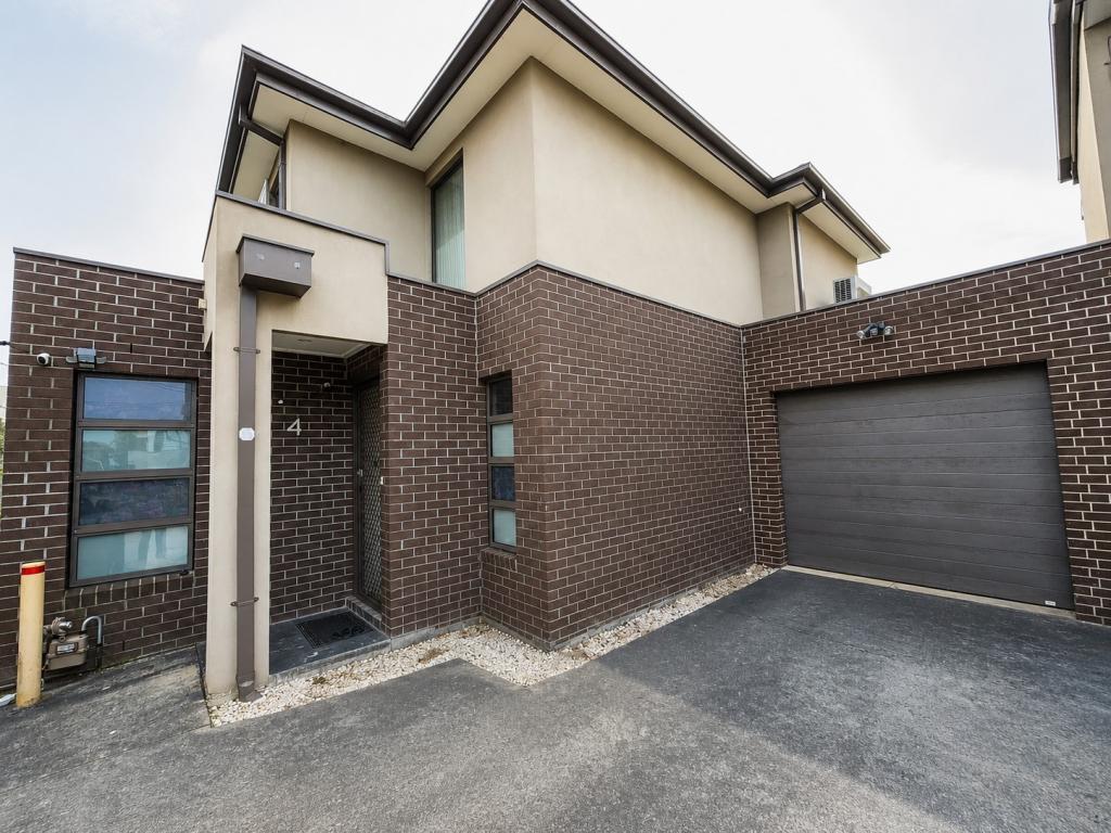 4/13 BRUCE ST, DANDENONG, VIC 3175