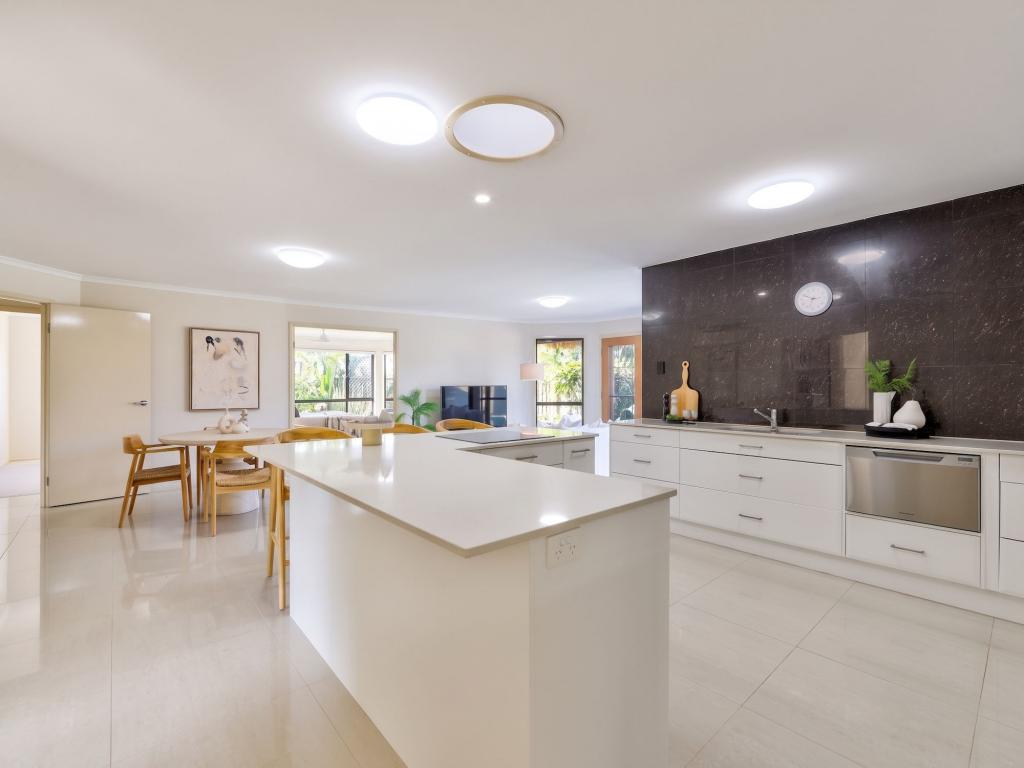 24 BECKINGTON TCE, MUDGEERABA, QLD 4213