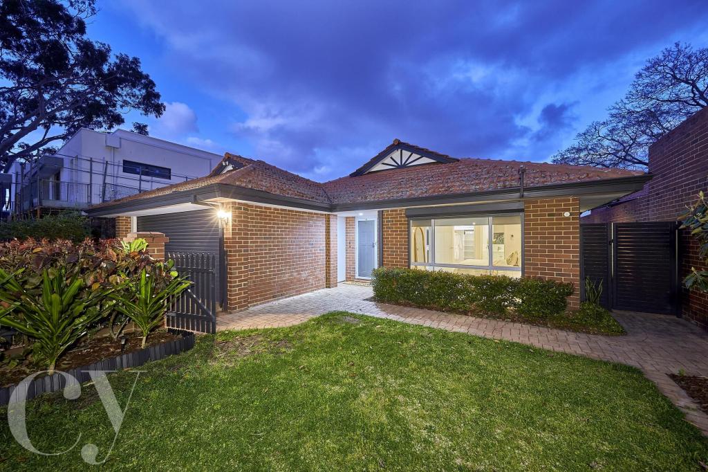 7 Redcourt Rd, Attadale, WA 6156