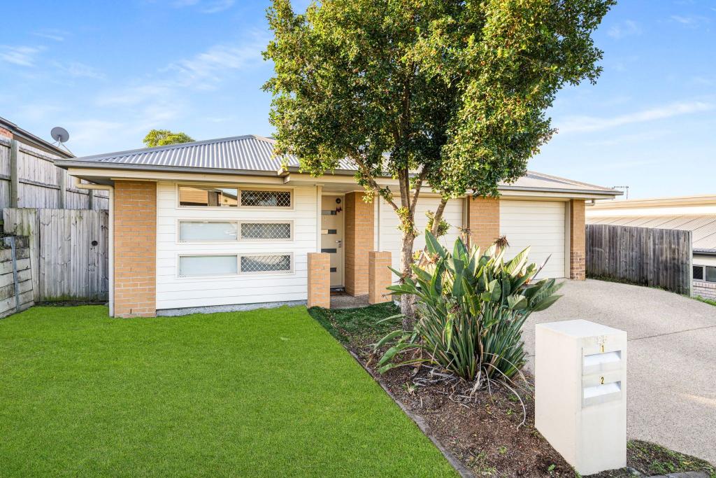 1&2/25 KANIMBLA ST, HOLMVIEW, QLD 4207
