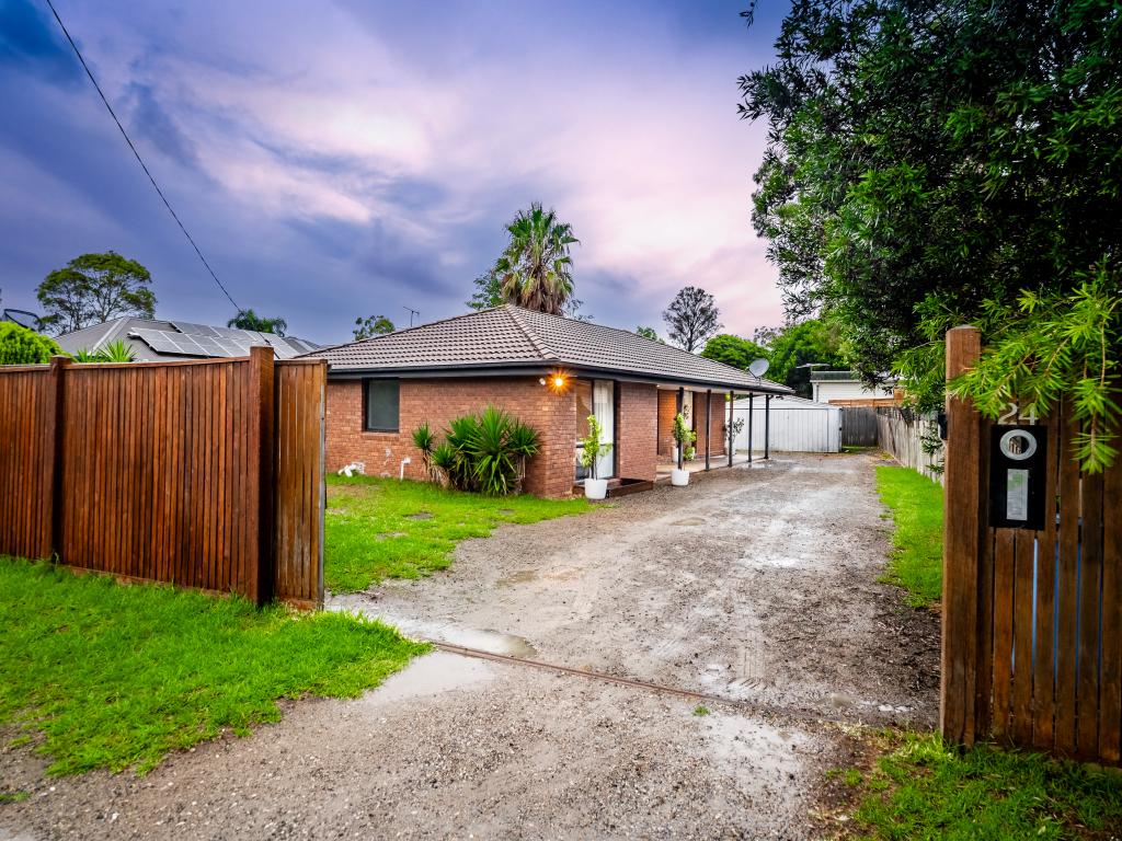 24 Warneet Rd, Blind Bight, VIC 3980