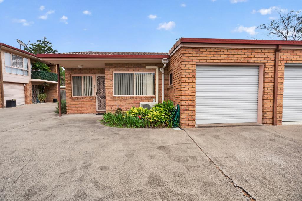 2/119 Freshwater St, Torquay, QLD 4655