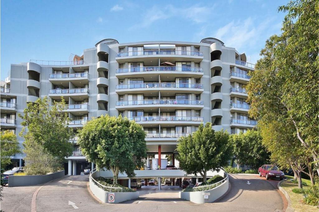 50/27 Bennelong Pkwy, Wentworth Point, NSW 2127