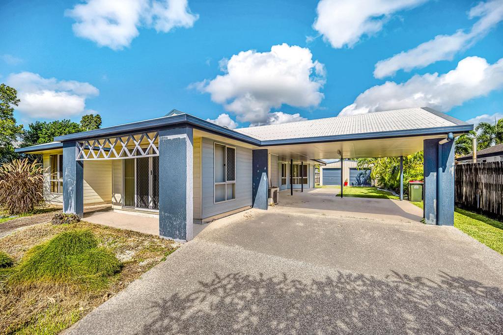 33 Cavanagh Dr, Blacks Beach, QLD 4740
