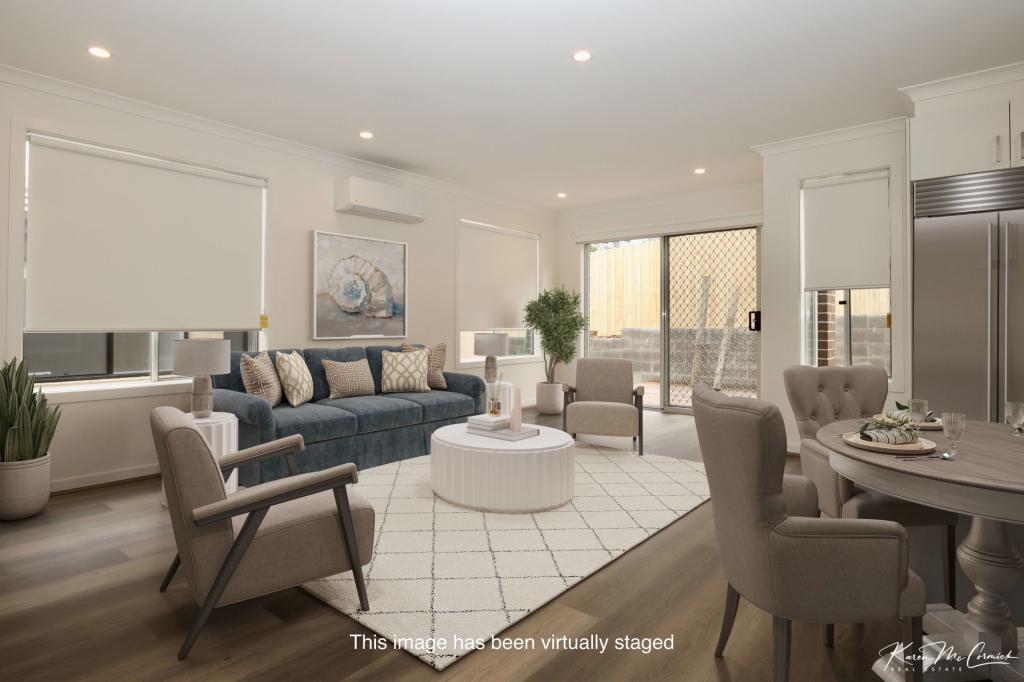 4/1 MARY ST, BUNYIP, VIC 3815
