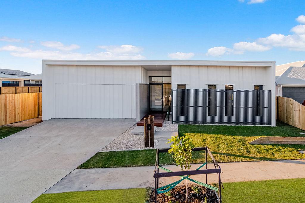 142 Park Ave, Nirimba, QLD 4551