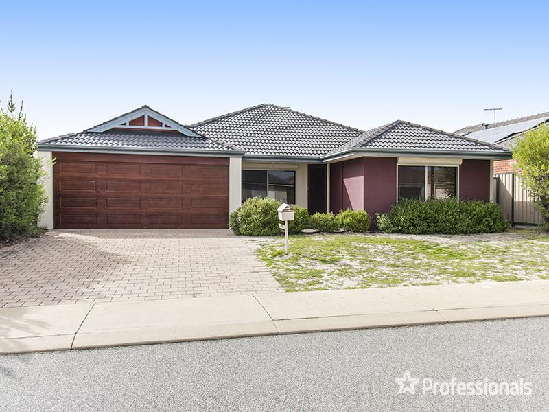 33 Calneggia Dr, Byford, WA 6122