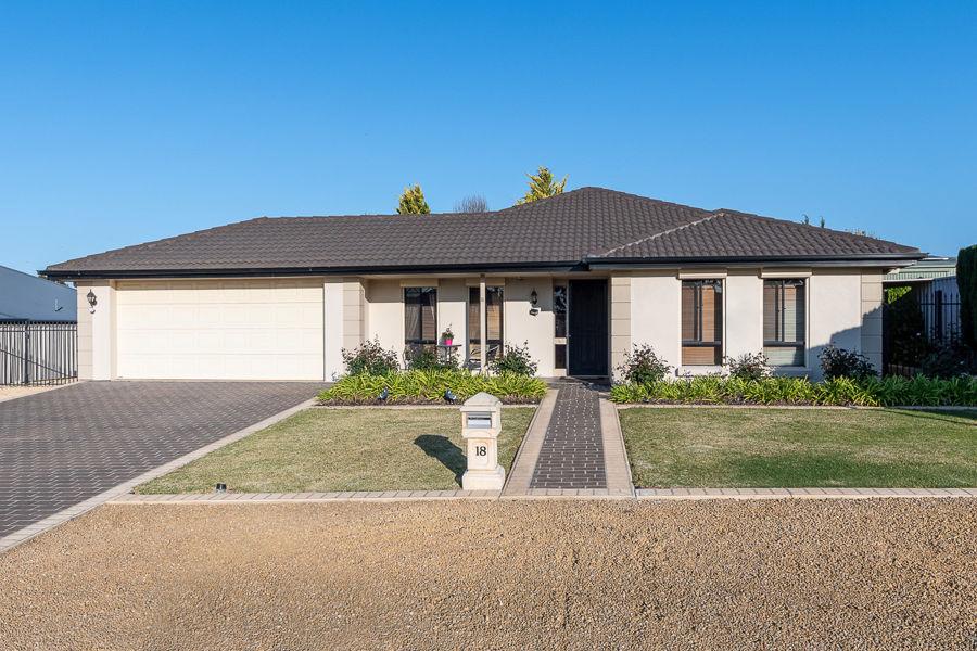 18 Jacaranda St, Murray Bridge, SA 5253