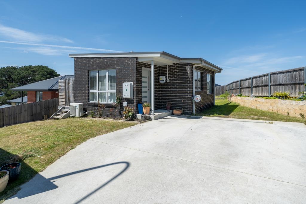 2 Shields Ct, Glenorchy, TAS 7010