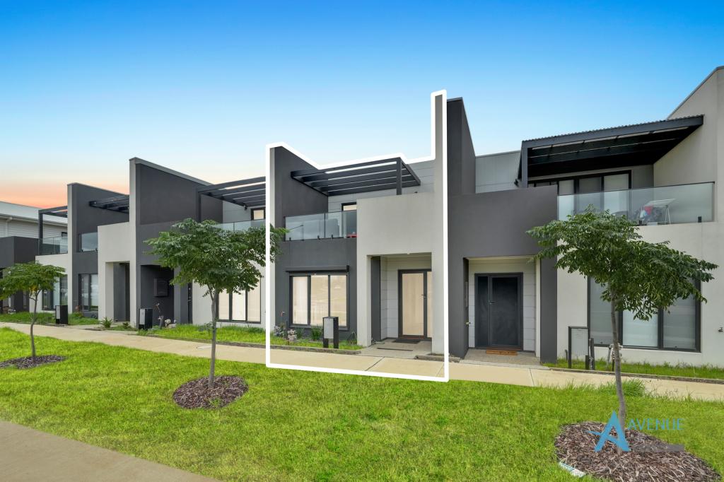 23 Amazing Bvd, Fraser Rise, VIC 3336