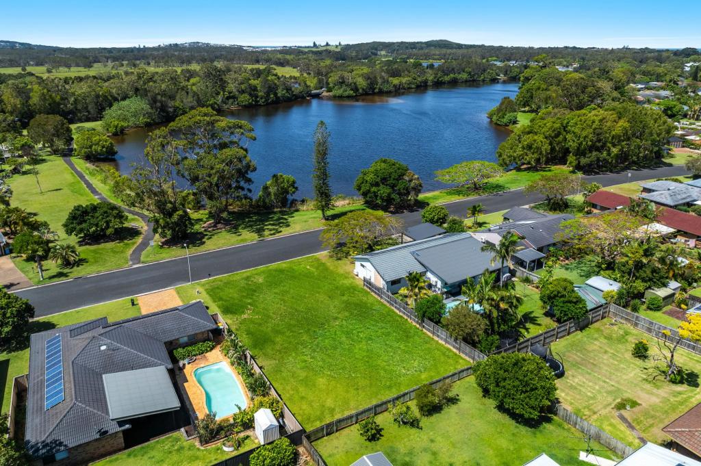 94 Eyles Dr, East Ballina, NSW 2478