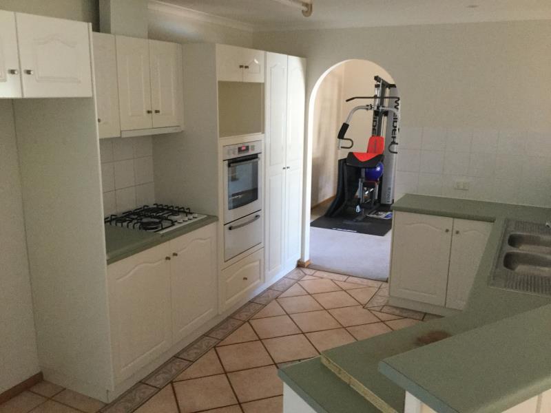 11 Emeroo Ct, Roxby Downs, SA 5725