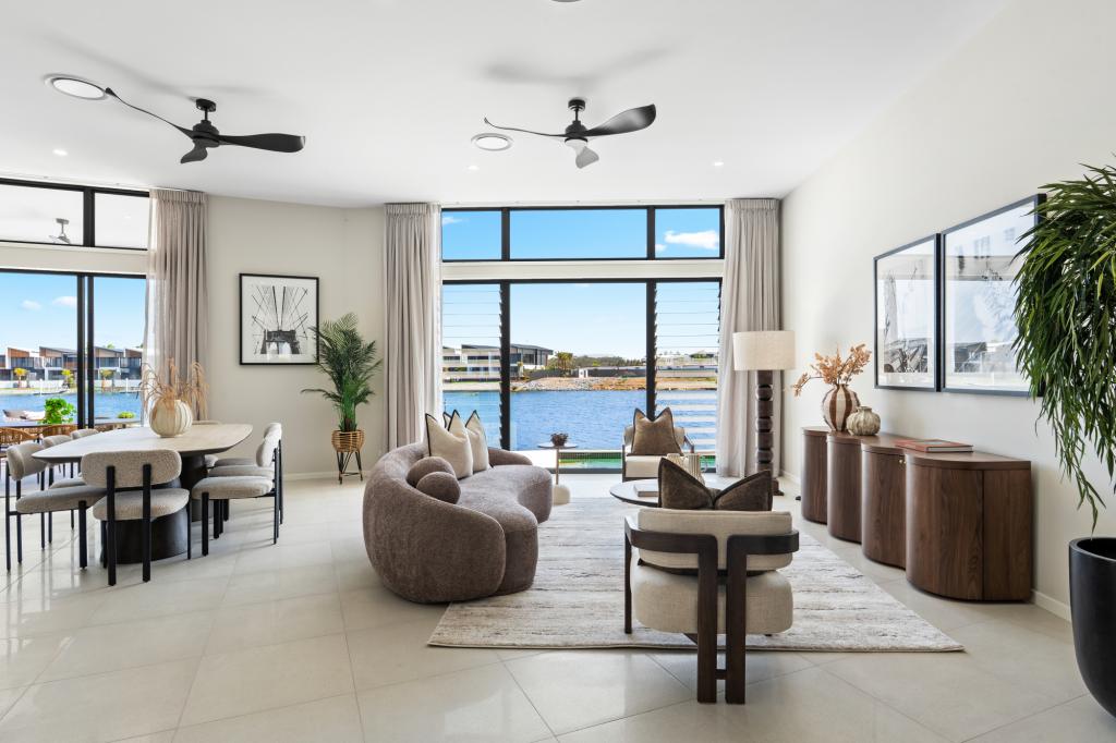 12 KIM CT, HELENSVALE, QLD 4212