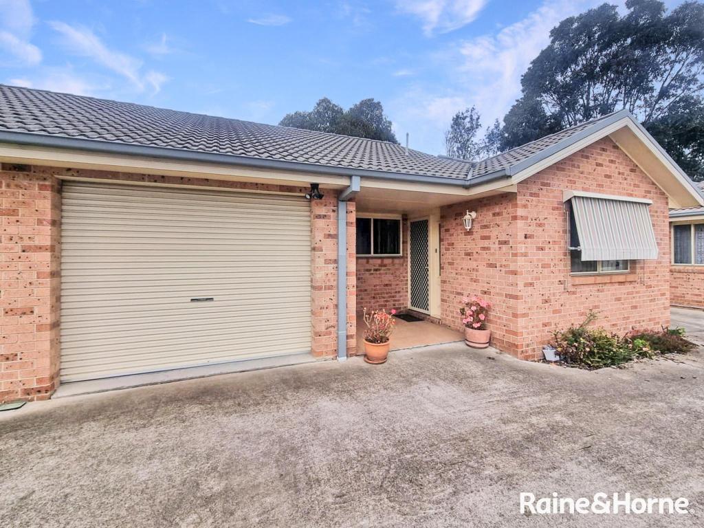 4/2a Cloete St, Young, NSW 2594