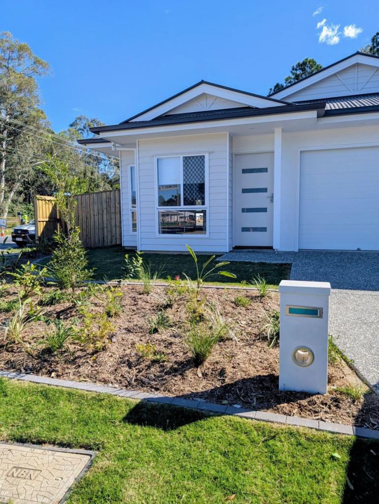 1/2 Birchwood St, Park Ridge, QLD 4125