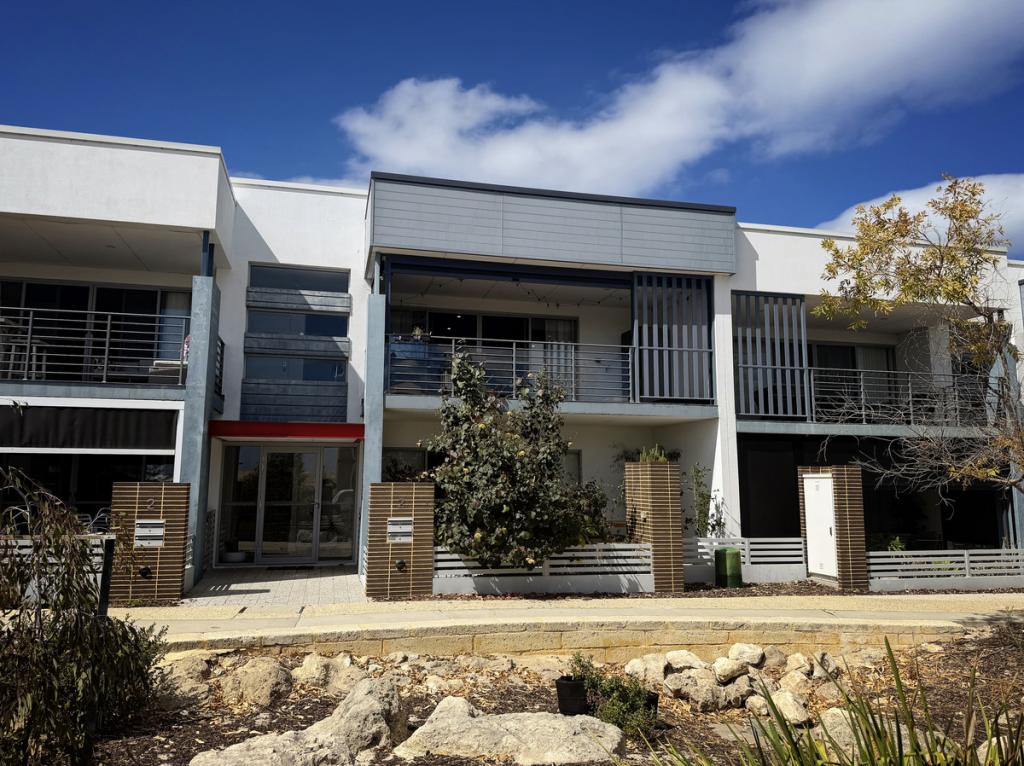 4/2 Keel Lane, Alkimos, WA 6038