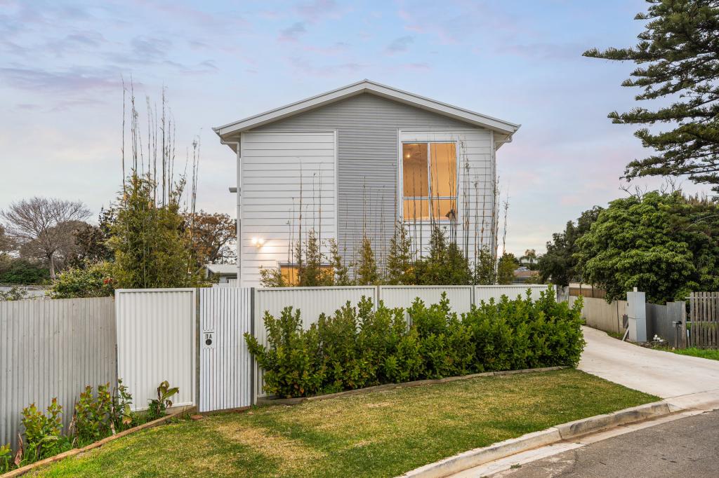 1/1 Mg Pl, Port Willunga, SA 5173