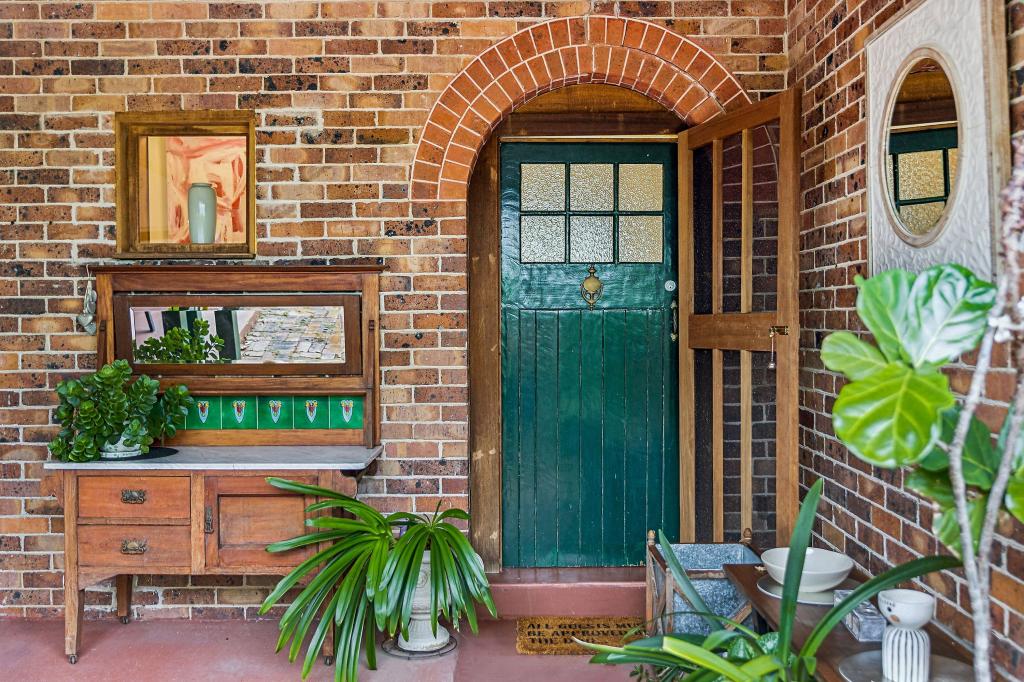 15 MAGEE ST, GRACEVILLE, QLD 4075