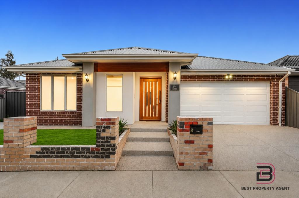 5 HEMEL PL, STRATHTULLOH, VIC 3338
