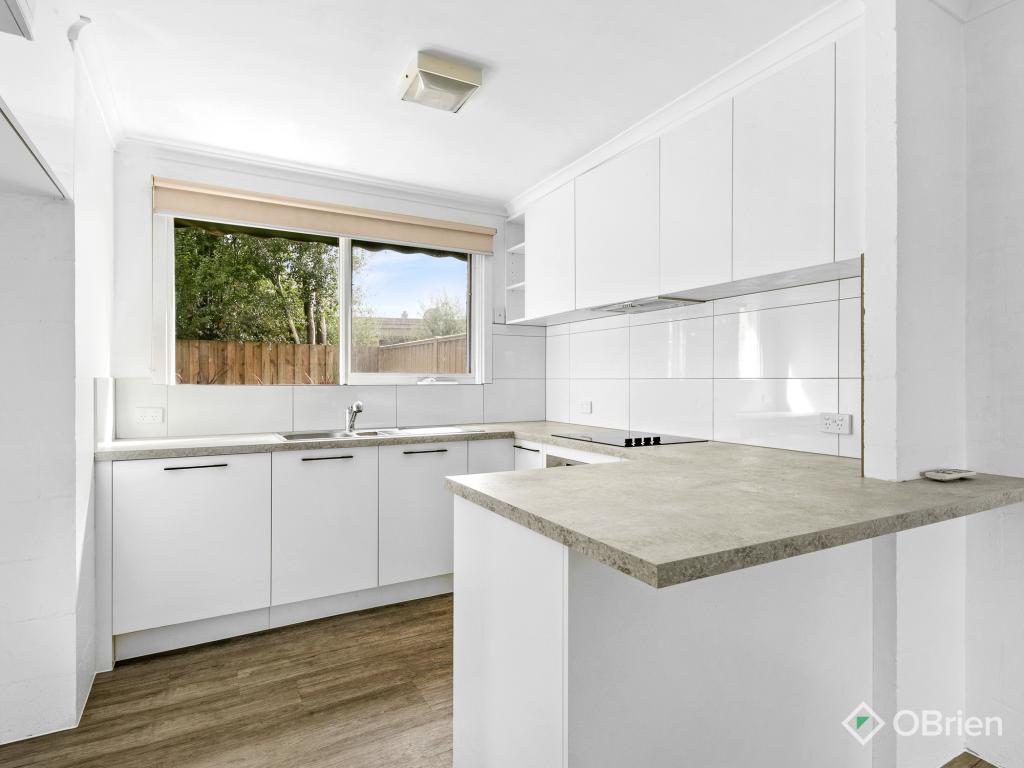 4/3 Gold Ct, Hastings, VIC 3915