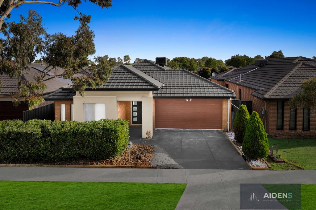 9 CANONS CRES, MANOR LAKES, VIC 3024