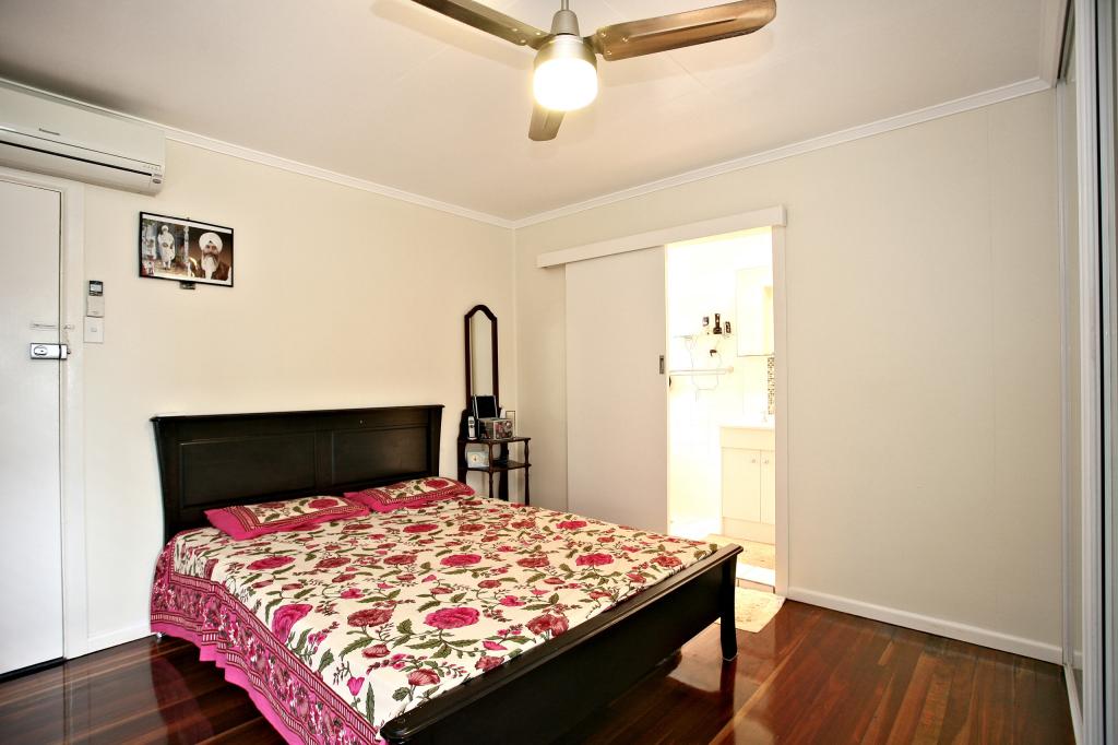4 Lutzow St, Tarragindi, QLD 4121