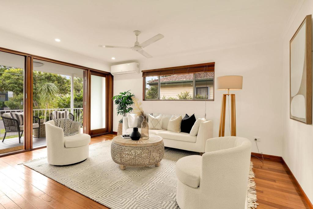4 MEREWETHER ST, CORINDA, QLD 4075