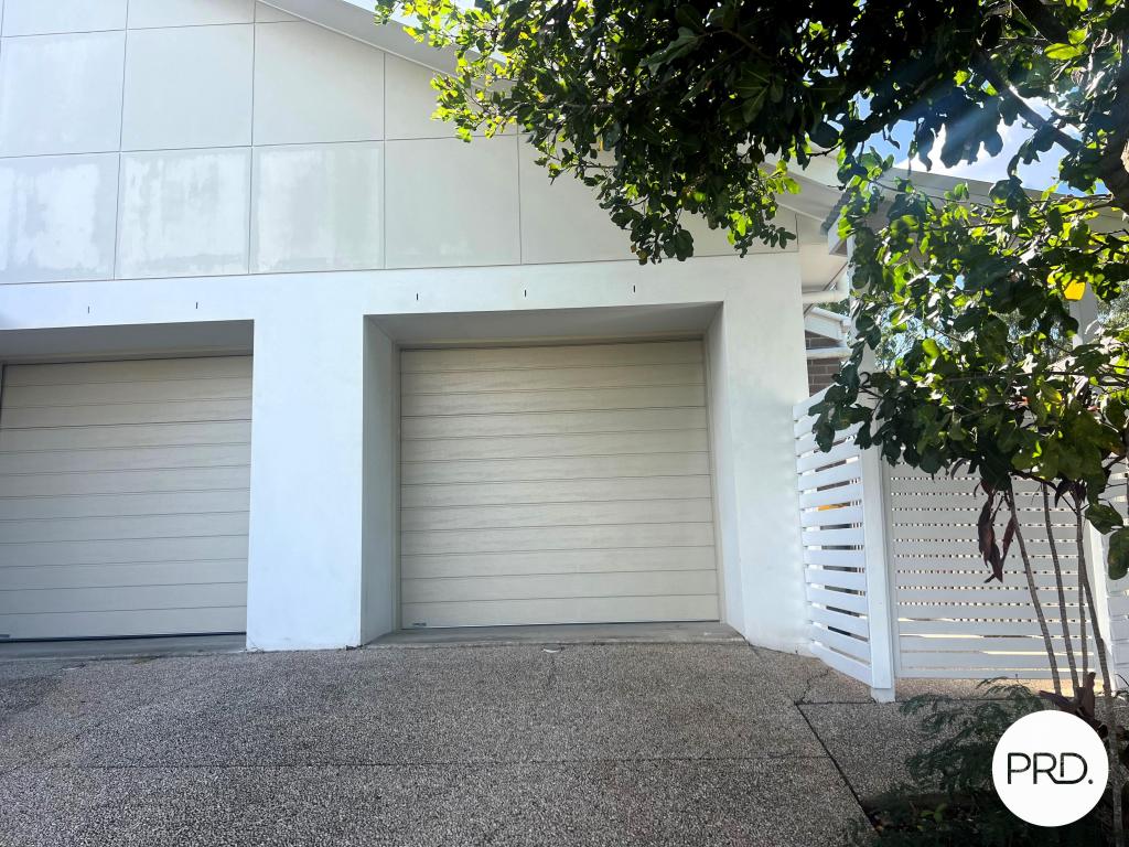 2/33 Sea Prince Cct, Clinton, QLD 4680