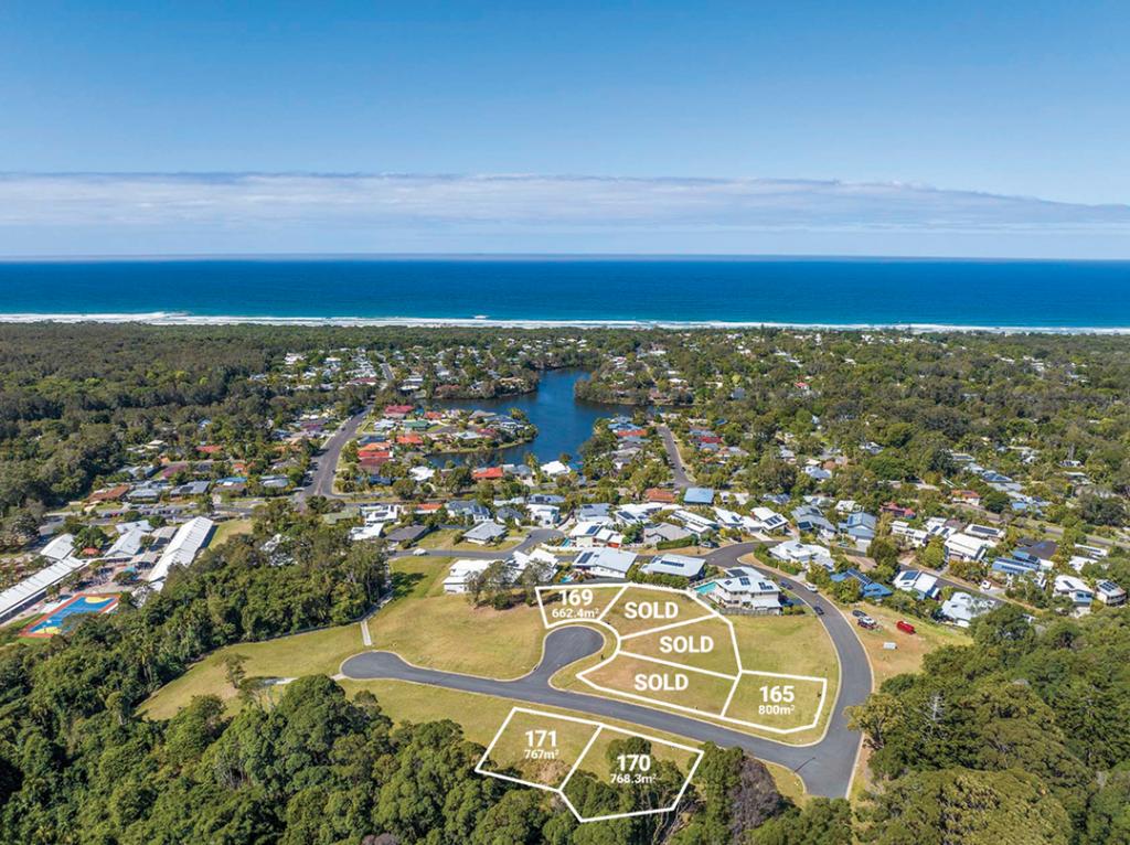 5 Thomson Ct, Ocean Shores, NSW 2483