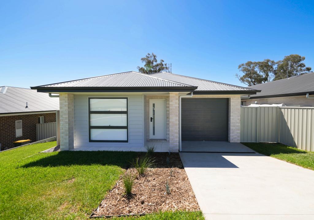 1/21 Rosewood Ave, Parkes, NSW 2870