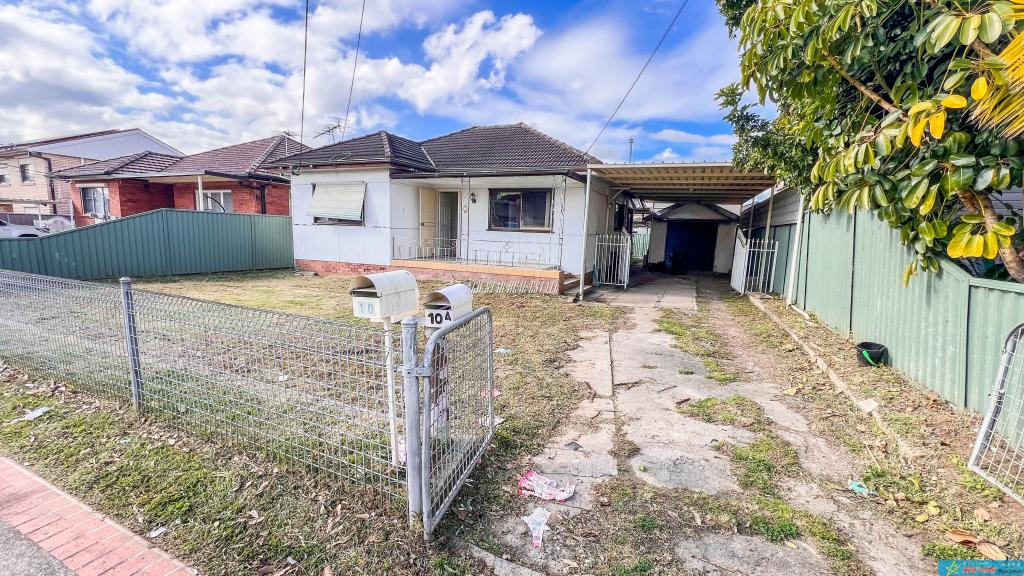 10 Peel St, Canley Heights, NSW 2166