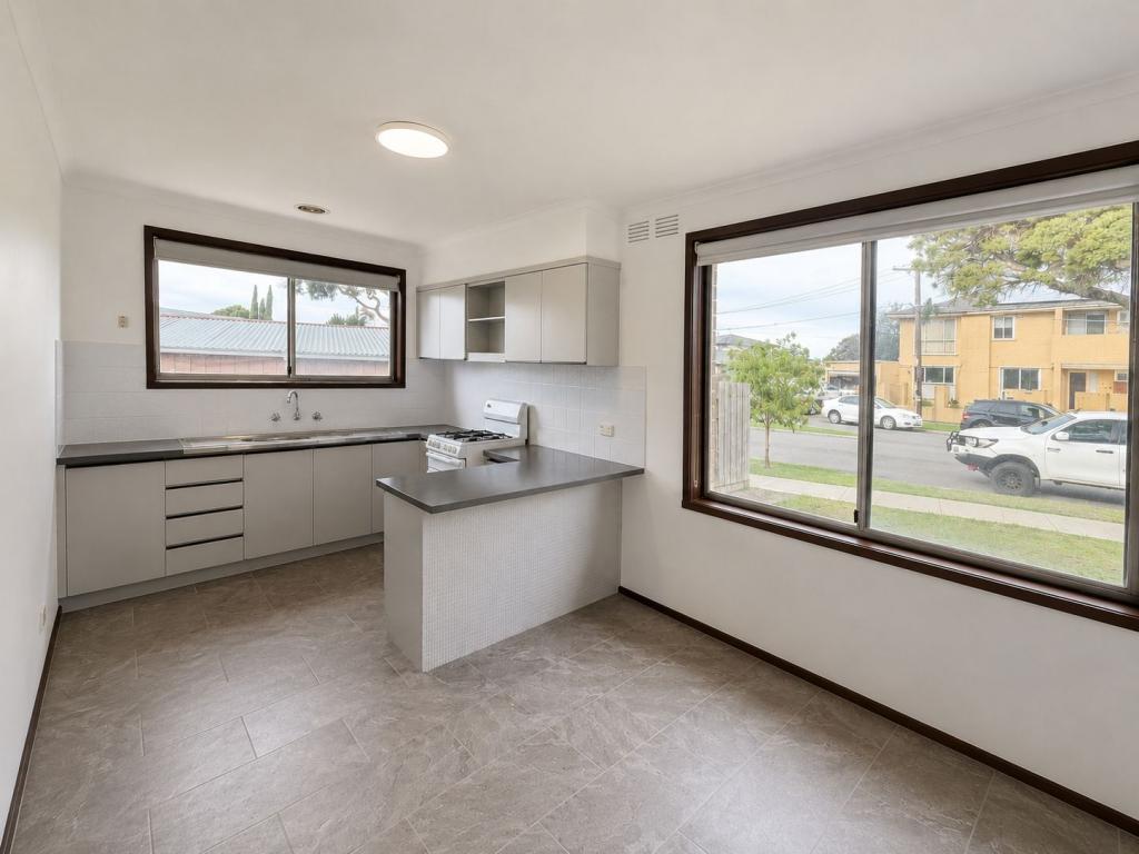 24 Fisher Gr, Tullamarine, VIC 3043