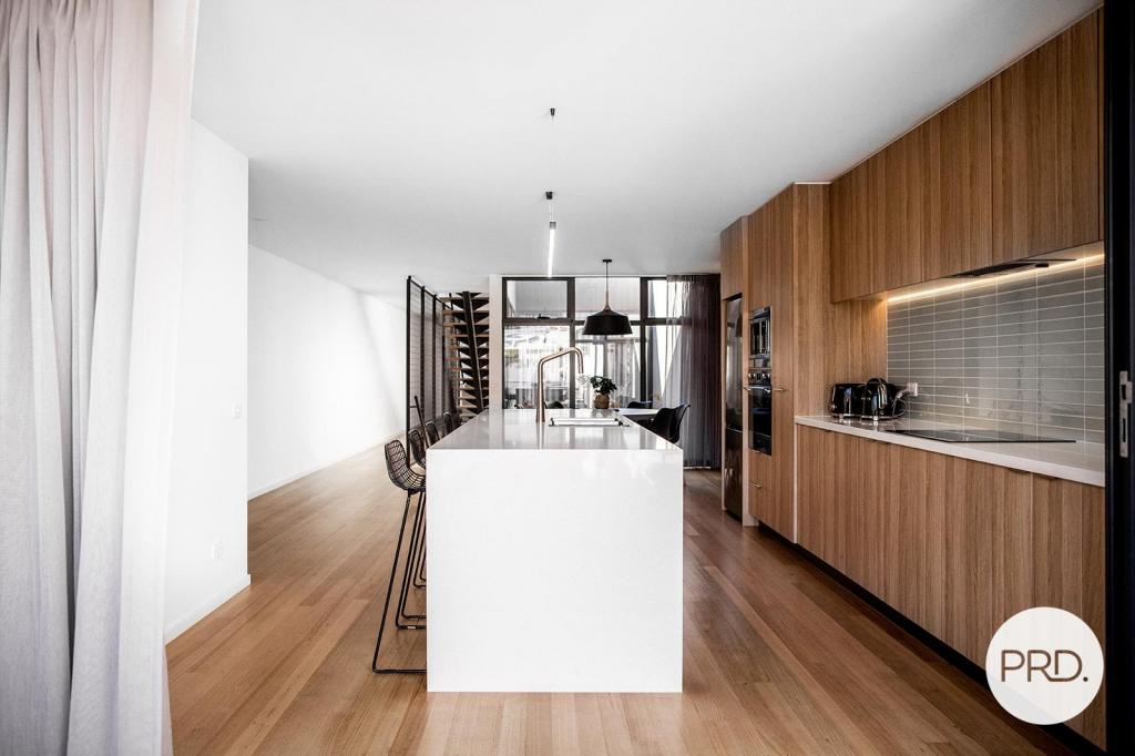 2/12 Warwick St, West Hobart, TAS 7000