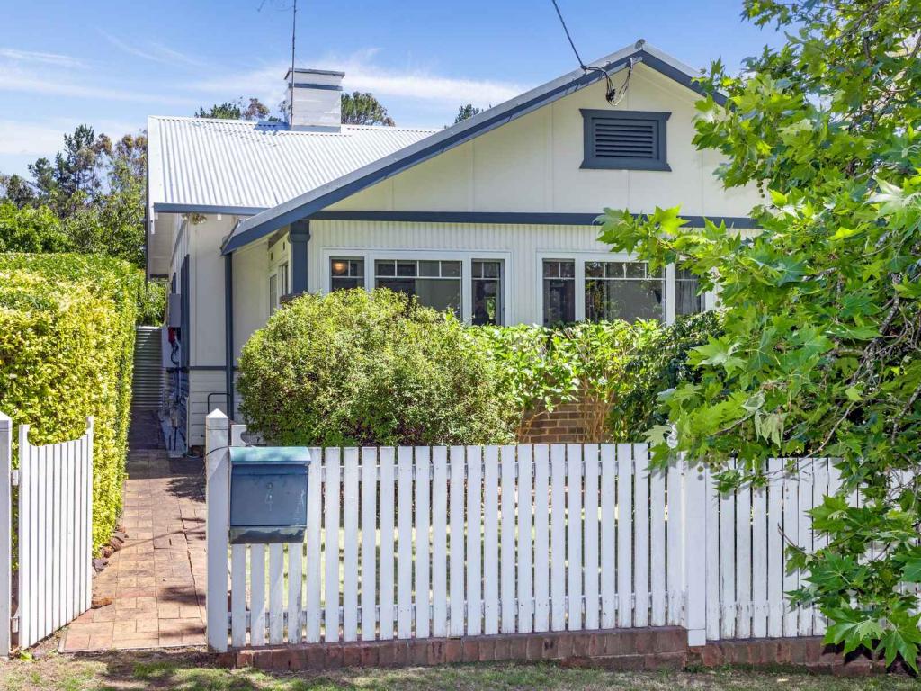 4 Sheila St, Medlow Bath, NSW 2780