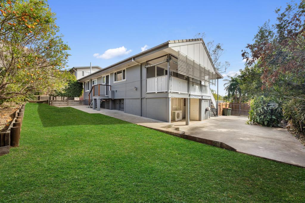 9 Far St, West Gladstone, QLD 4680