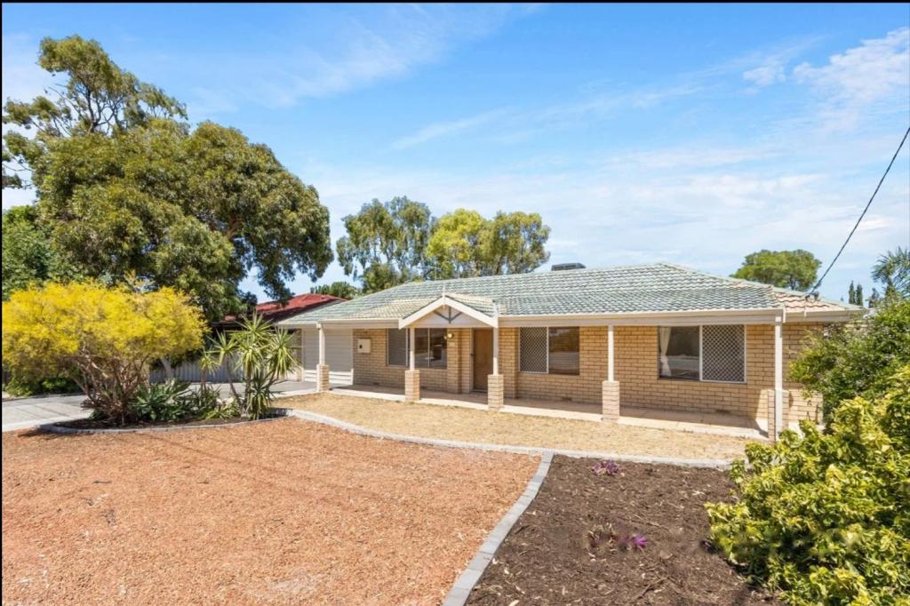 10 Tasman Rd, Beldon, WA 6027