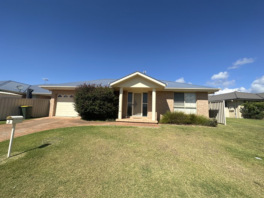 2 Albatross Way, Old Bar, NSW 2430