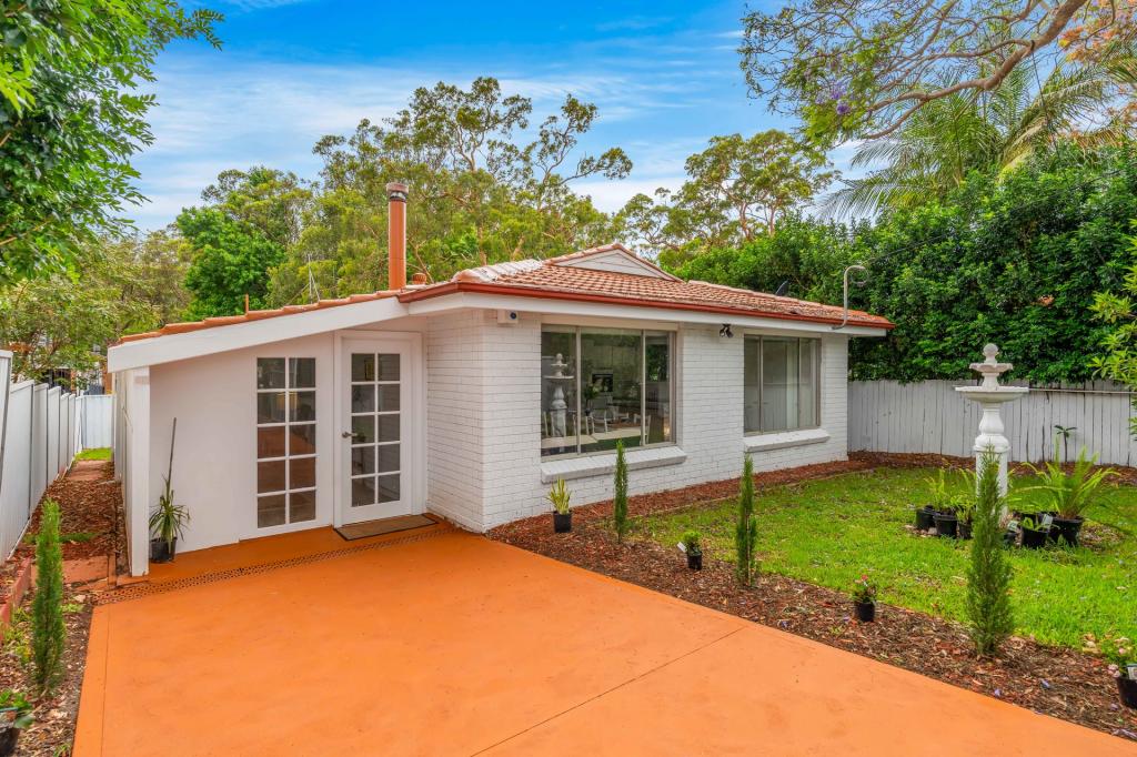 17 AIRLY RD, UMINA BEACH, NSW 2257