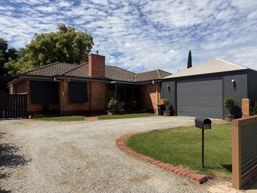 19 Hare St, Shepparton, VIC 3630