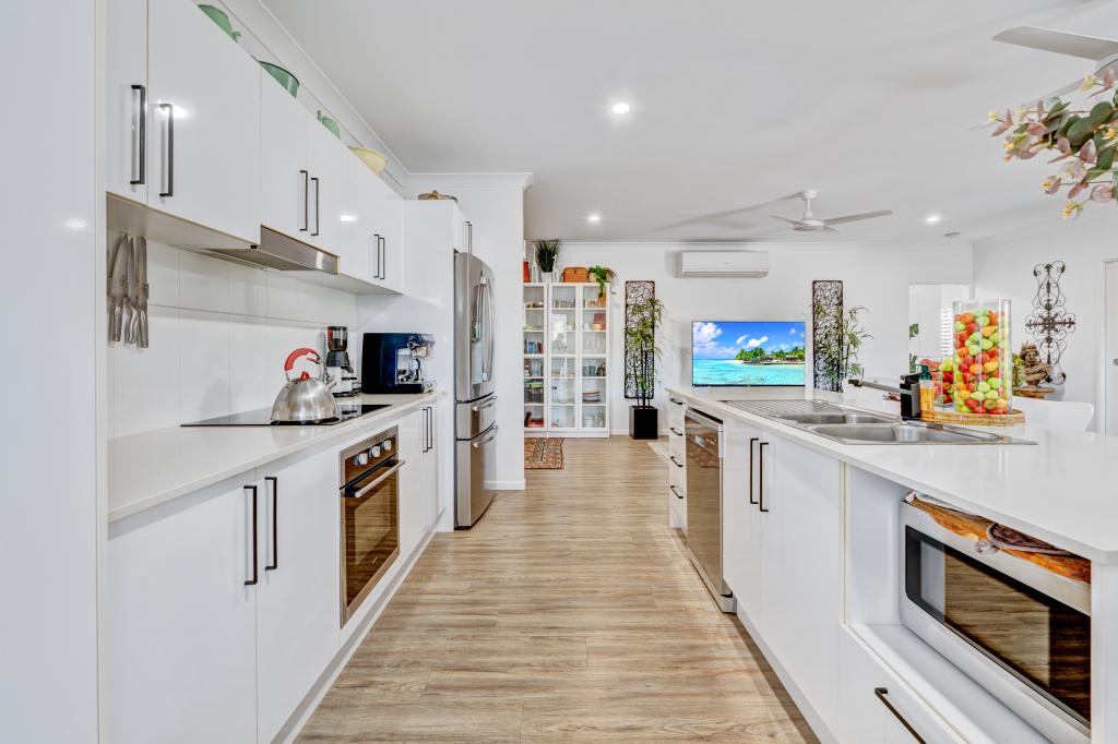 6 Reef St, Wongaling Beach, QLD 4852