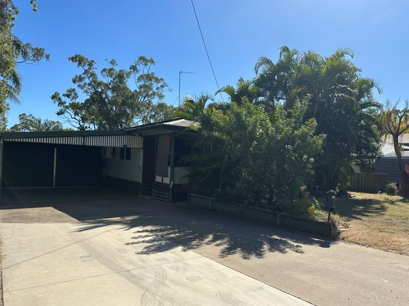 20 Kennedy Dr, Moranbah, QLD 4744