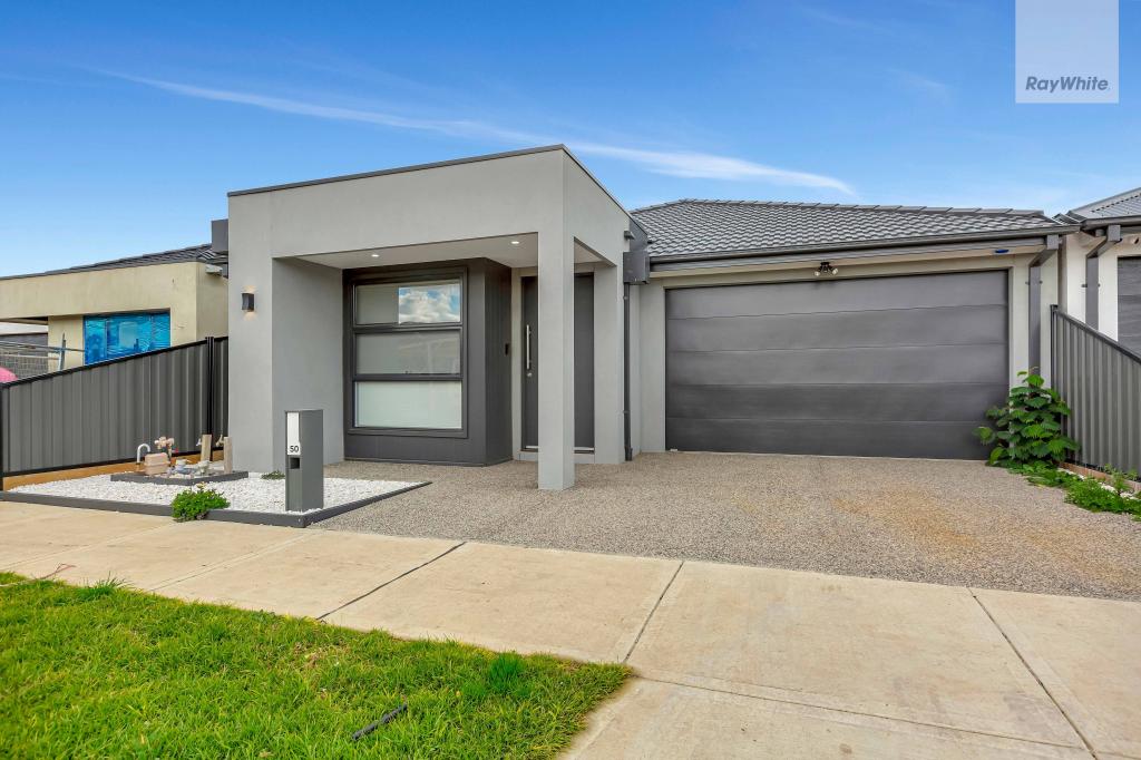 50 Mealie Ave, Mickleham, VIC 3064