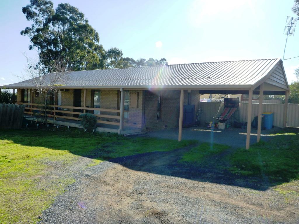 9 Delatite Rd, Seymour, VIC 3660