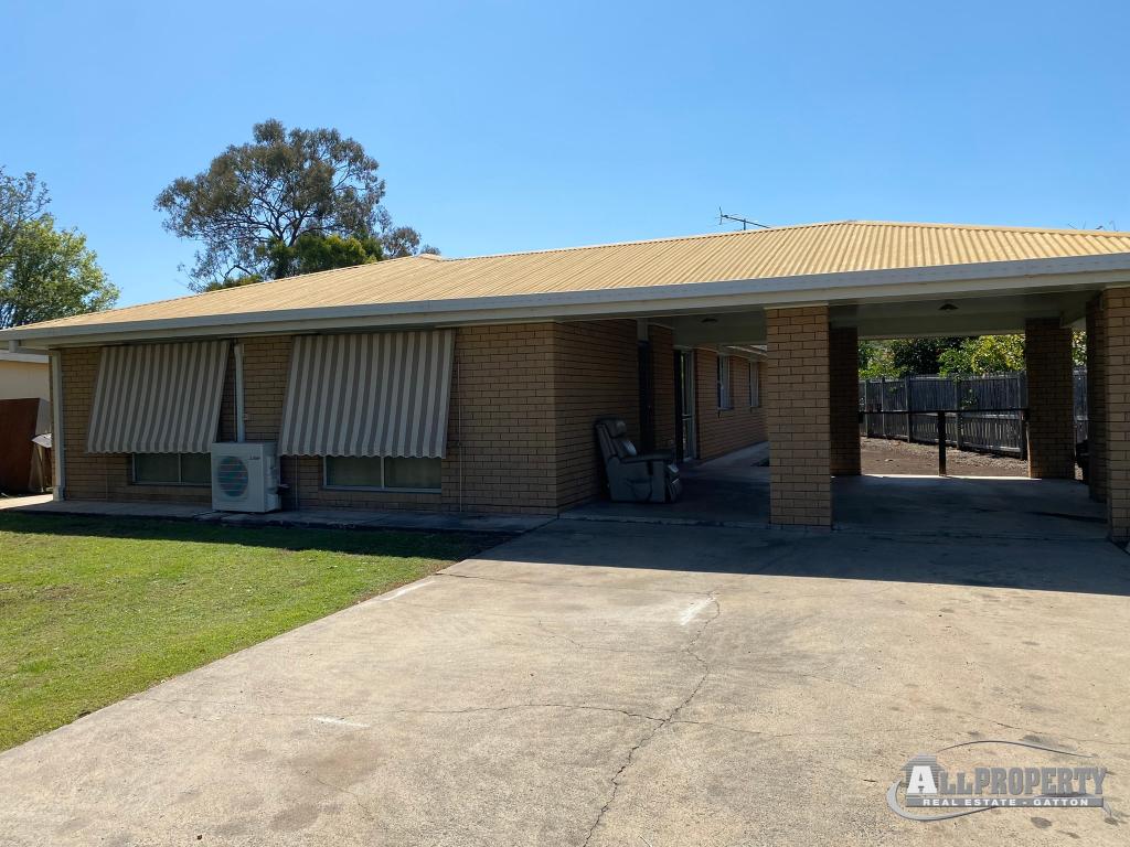 25 Crestview Ave, Gatton, QLD 4343