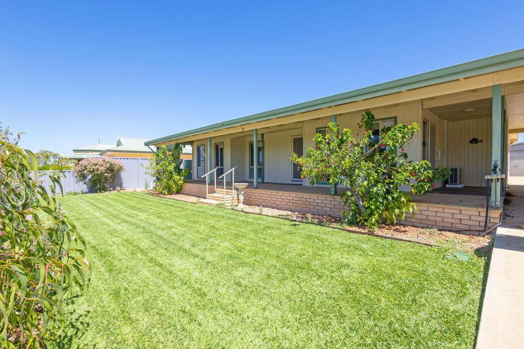 30 Hunter Cres, Green Head, WA 6514