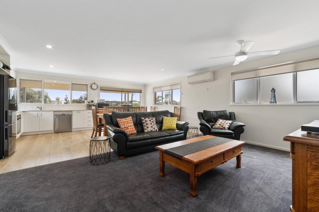8 Beach St, Frankston, VIC 3199