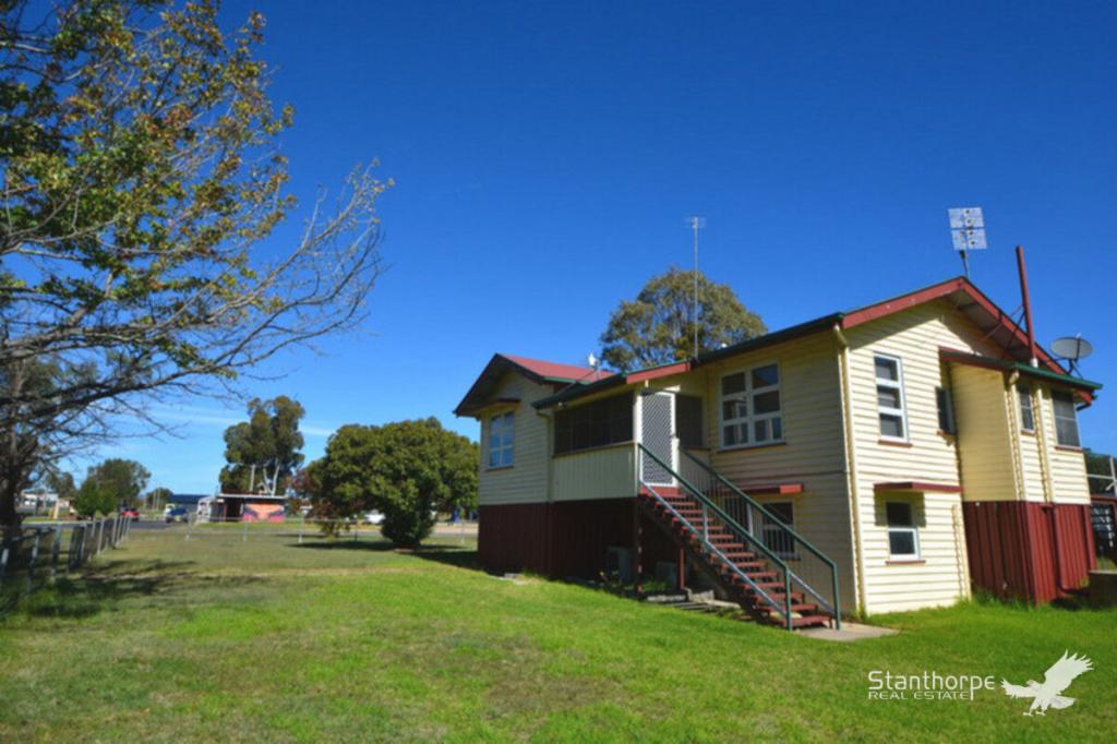 36 Tenterfield St, Wallangarra, QLD 4383