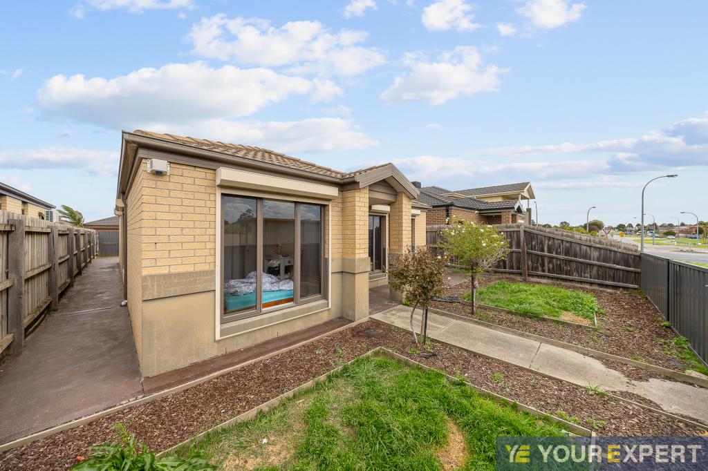 8 Tiarne Cres, Hampton Park, VIC 3976