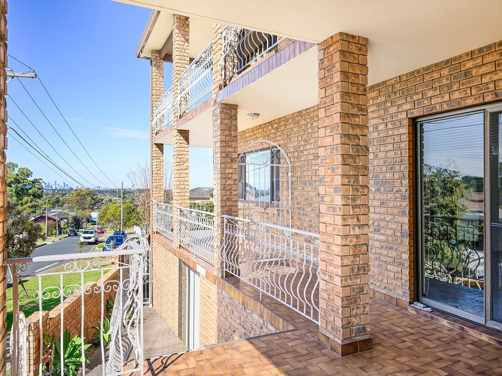 2/9 AELOUS STREET, RYDE, NSW 2112