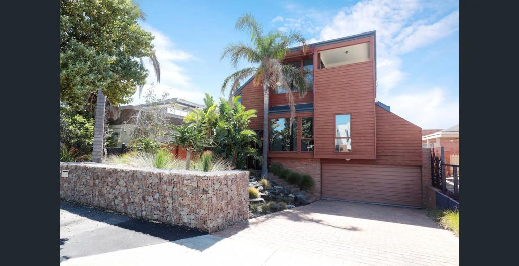 2 Esplanade Ave, Brighton, VIC 3186